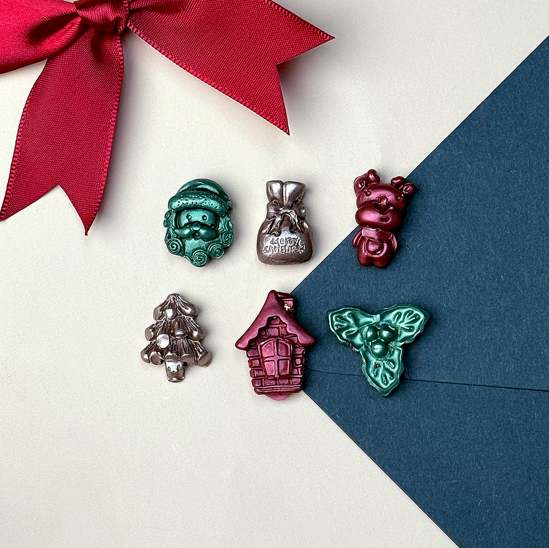 Festive Wax Pebbles